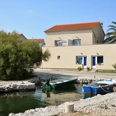 Frane 1 Appartement *